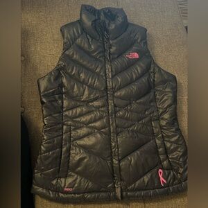 Women's North Face Vest Large Breast Cancer